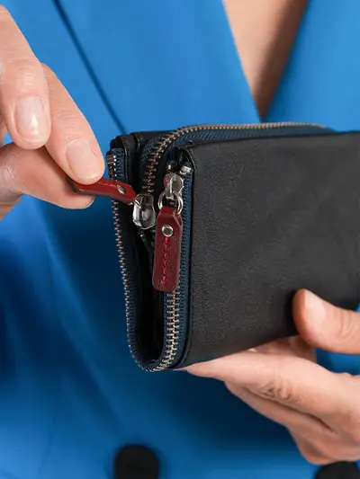 Кожаный кошелек